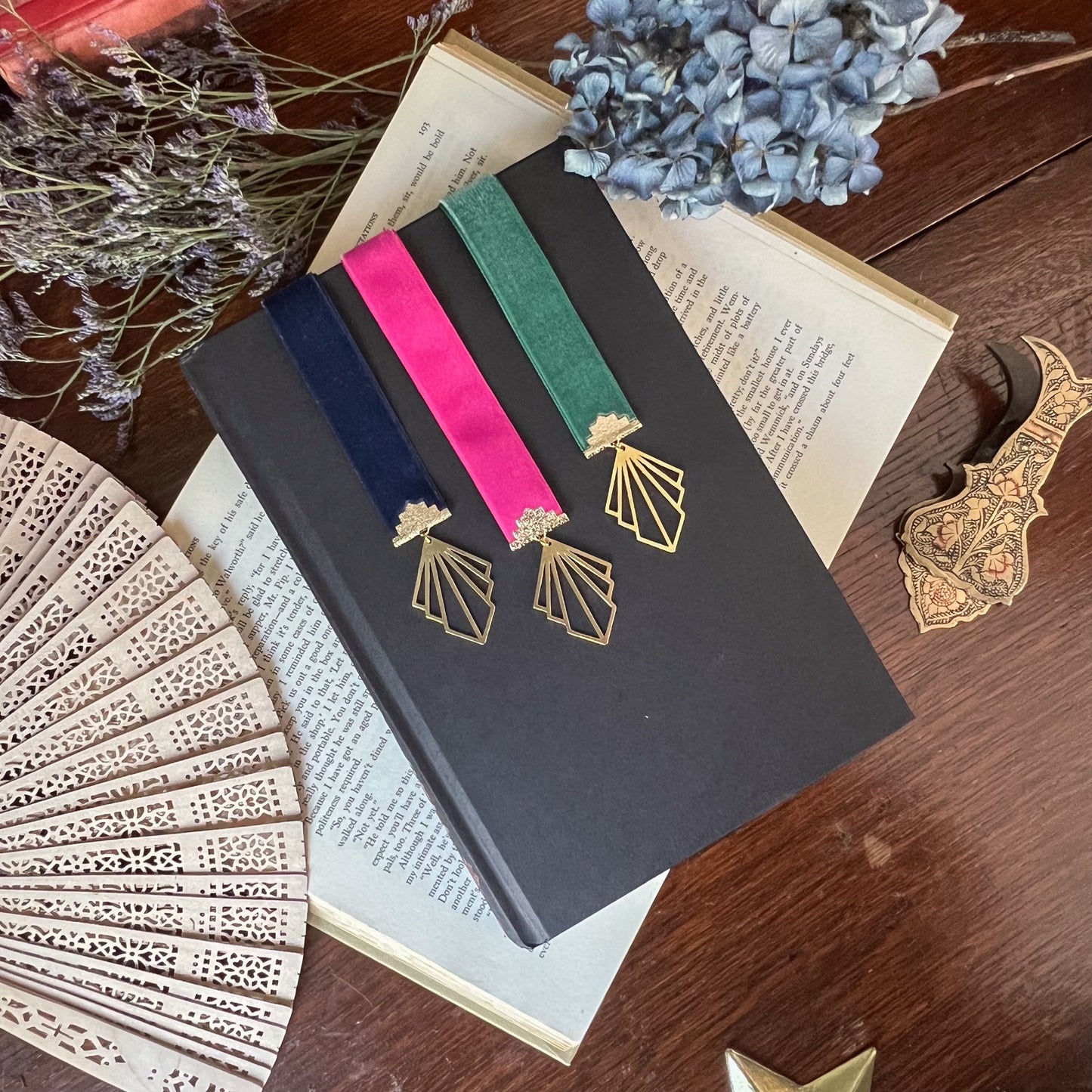 Fan Ribbon Bookmark